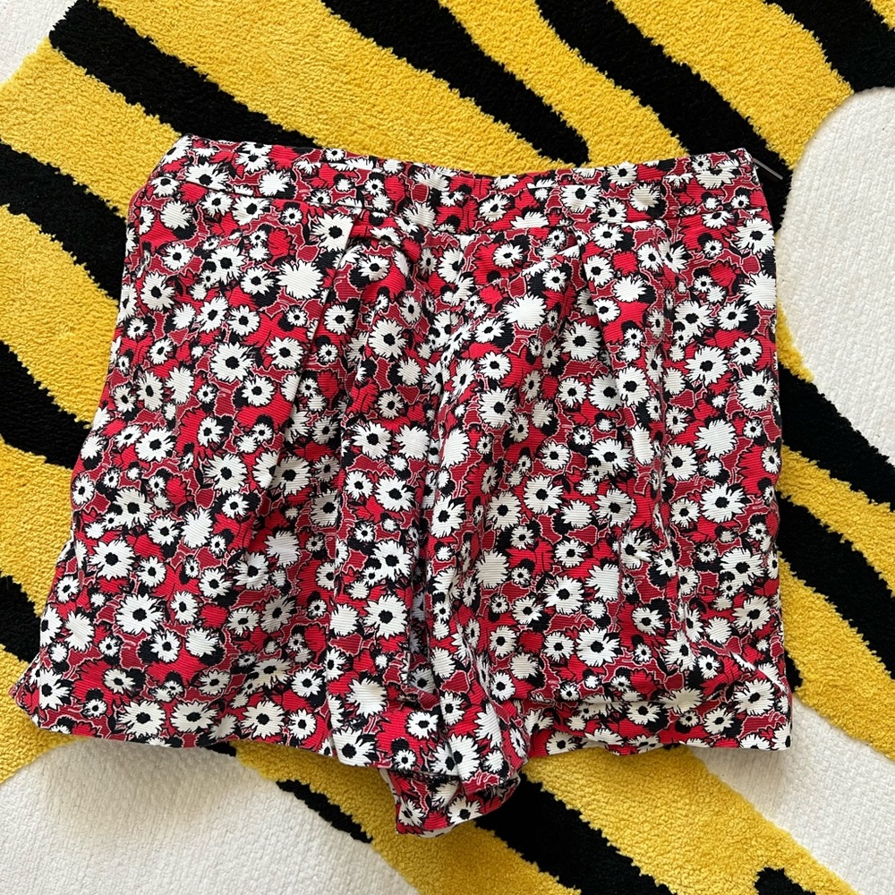 Zara shorts size S